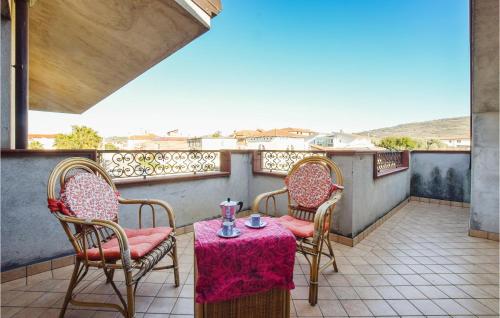 1 Bedroom Beautiful Apartment In Ricadi