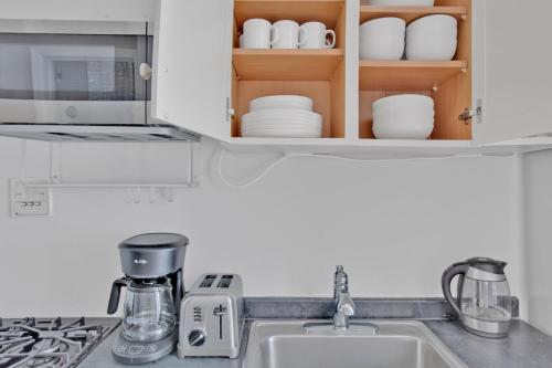 Beautiful W Village 1BR nr 1 train NYC-888, New York (Foto 6)