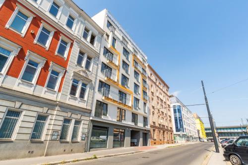 Brand new studio apartment #62 with free secure parking in the center, Прага (фото 4)