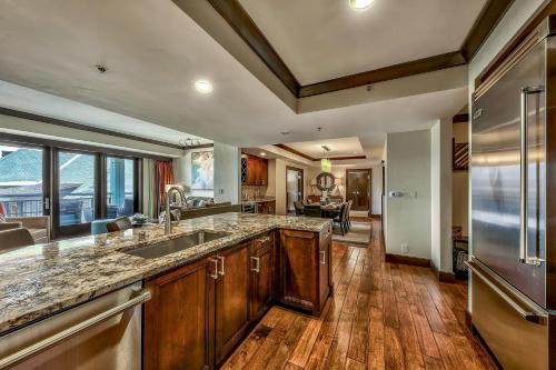 Mid-Mountain Luxury At Northstar Condo