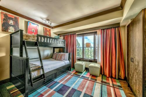 Mid-Mountain Luxury At Northstar Condo