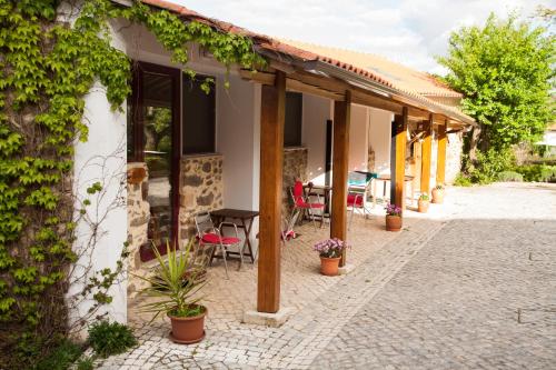 Viesnīcas āriene, Vila dos Castanheiros in Paio Mendes