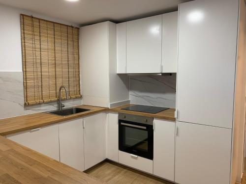 Amelia de Mar Parking in 阿爾穆涅卡爾