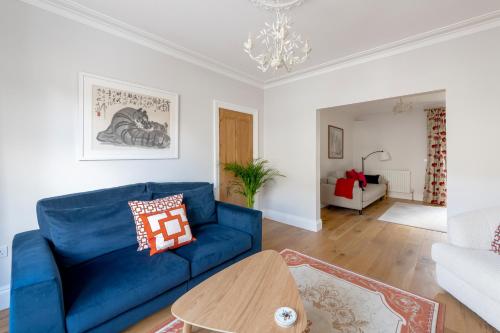 Fabulous House - Only 10 minutes walk to Roman Baths, Бат (фото 3)