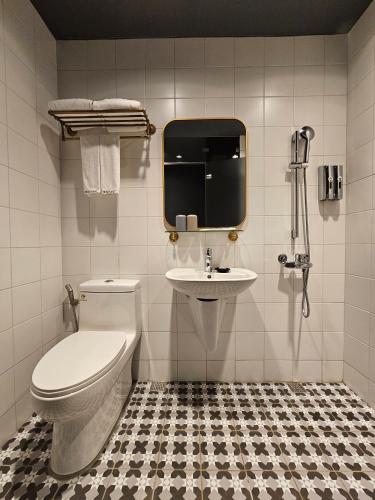 ห้องน้ำ, Modern Inn in ไทจง