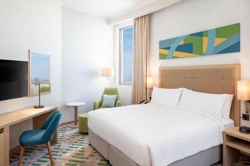 441437968 Holiday Inn & Suites - Dubai Science Park by IHG