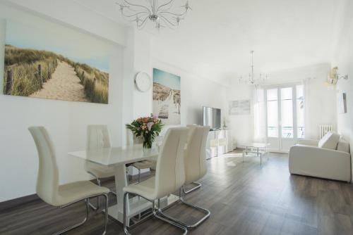 SEA FRONT SUITE - Panoramic View with Terrace - 85 m, Nice (fotografie 7)