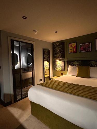 The Baltic Hotel - image 3