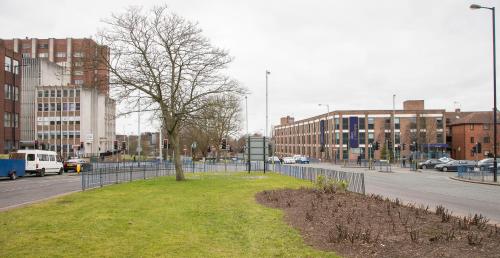 Redwings Lodge Wolverhampton Central