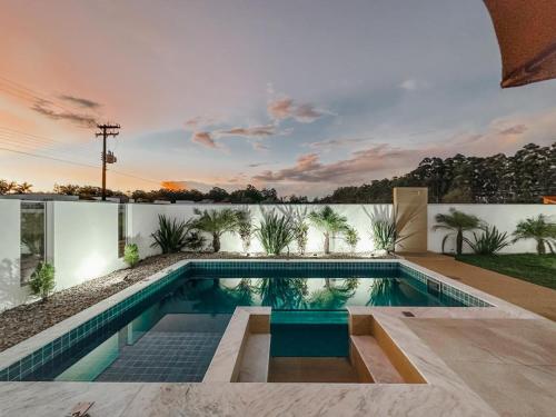 Casa charmosa c/piscina
