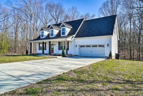 . Goodlettsville Home ~ 4 Miles to Raceway!