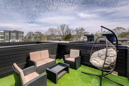 Modern Atlanta Townhome Rental about 2 Mi to Downtown! in Summerhill