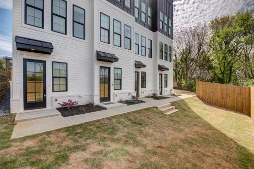 Modern Atlanta Townhome Rental about 2 Mi to Downtown! in Summerhill