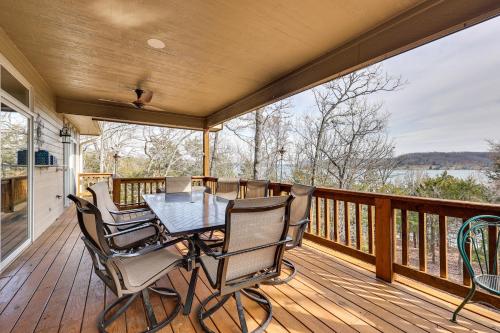 Waterfront Home on Beaver Lake with 2 Decks!