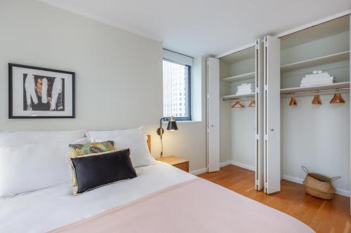Midtown 2BR w Pool Gym Parking nr Broadway NYC-381, New York (fotografie 10)