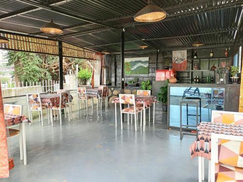 Restaurante, INZOZI AFRICA HOUSE B&B-Gishushu in Kigali