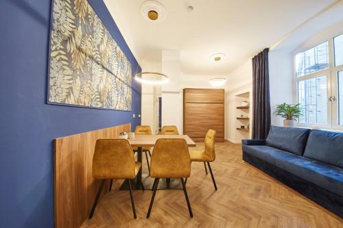 Graf Sobieski Apartments - image 2
