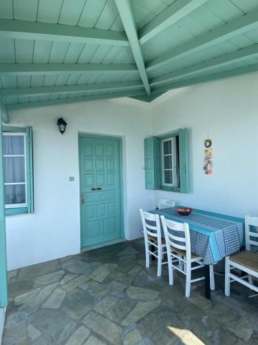 Ieeja, The balcony in Loutraki Skopelosa