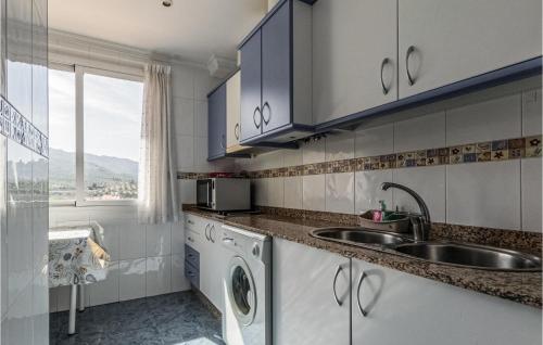 Konyha, Lovely Apartment In Puente De Genave in Puente De Genave