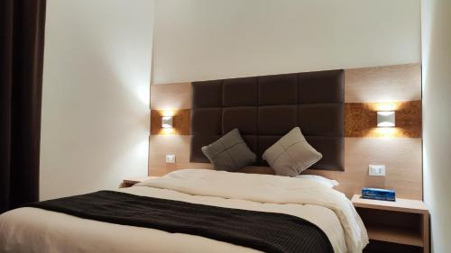 Hotel 999 - Accommodation - Prato