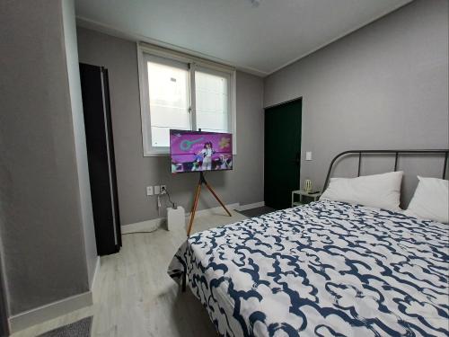 Double Room with Private Bathroom image 3