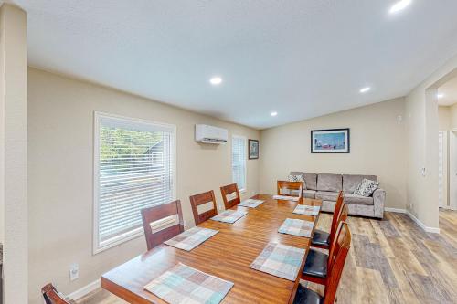 Wygant Road Retreat in Coos Bay