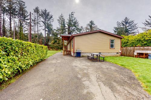 Wygant Road Retreat in Coos Bay