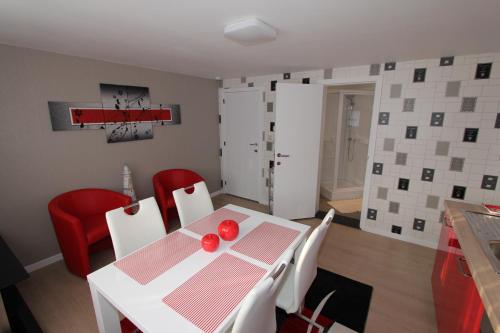 Apartment Skyline - image 3