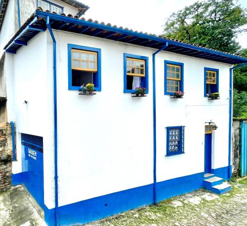 Casa charmosa no Centro Histórico com garagem