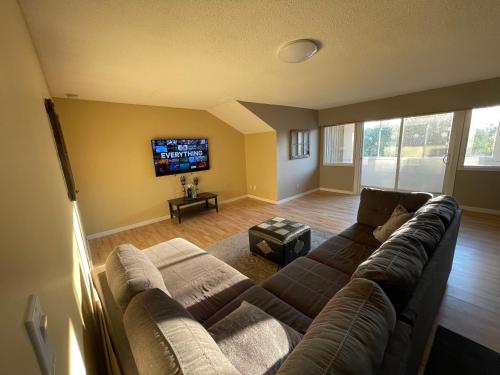 . 3-Bedroom Apartment