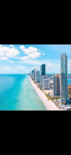 Entire Condo in Sunny Isles in Miami Beach, USA