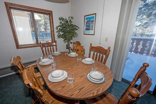 1228 Timber Lane home - image 12