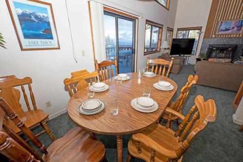 1228 Timber Lane home - image 9