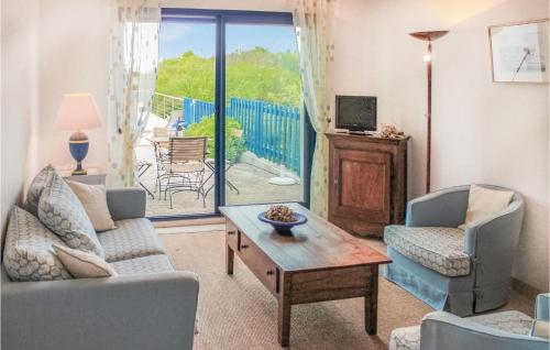 Holiday home Rue Bis Des Algues - image 6