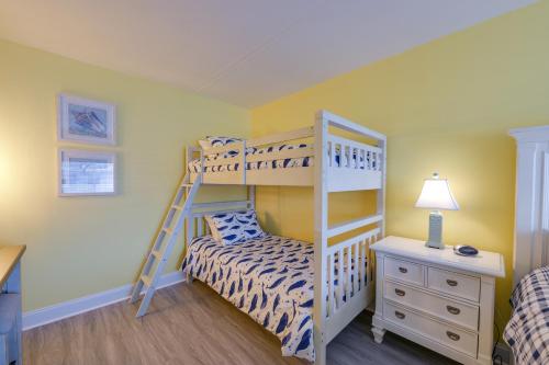 Ocean City Condo with Pool Walk to Boardwalk! in Ocean City, USA