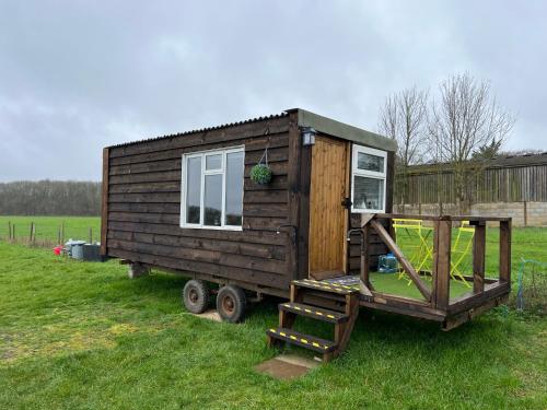 Bothy hut in Aston Clinton