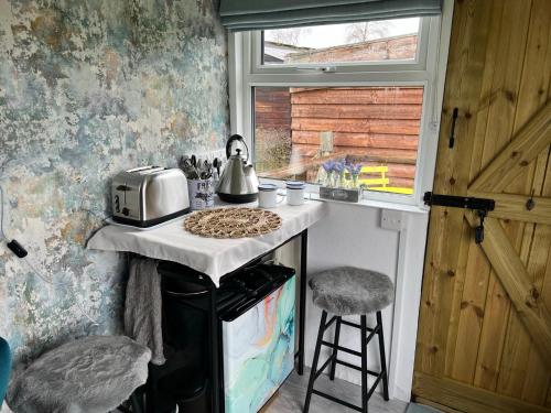 Bothy hut in Aston Clinton