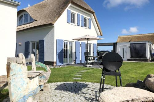 Haus in idyllischer Lage mit Sauna, Terrasse und Garten - Villa Morgensünn, Trent (photo 2)