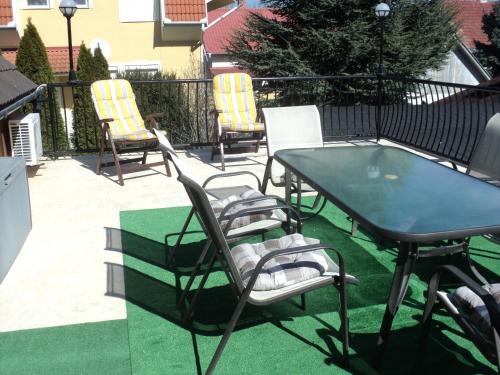 Oázis Apartmanház - image 7
