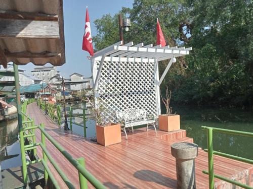 Alrededores, NP guesthouse in Trat