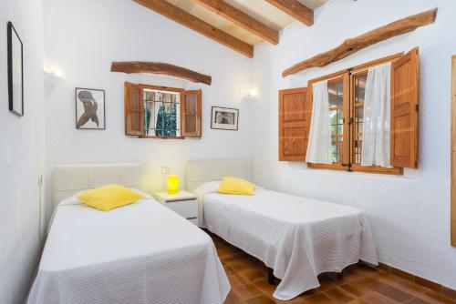 Villa with Private Pool image 8