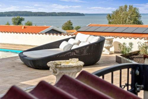 Holiday Home With Pool And Panoramic View Of The Sea