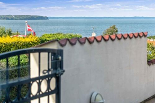 Holiday Home With Pool And Panoramic View Of The Sea