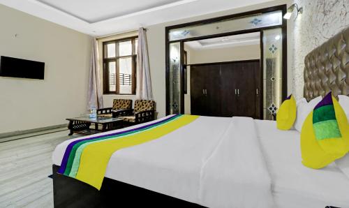 Hotel Sunrise,Noida