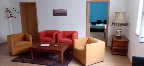Apartment E2 - Gut ausgestattete 3-Zimmerwohnung 64 qm, für 1-3 Personen 1 DZ 1EZ - Grafenwöhr