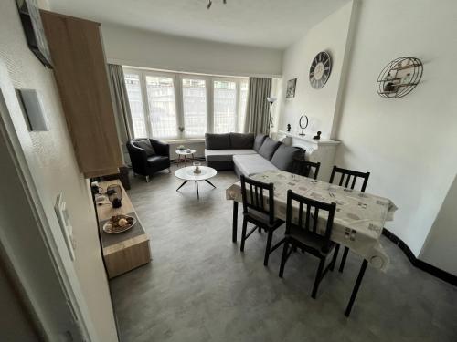 Appartement LE ROYAL., De Panne