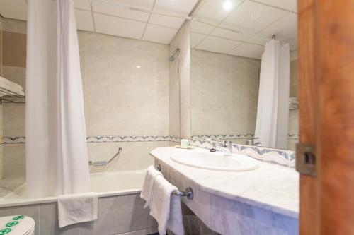 Hotel Ramblamar - image 9