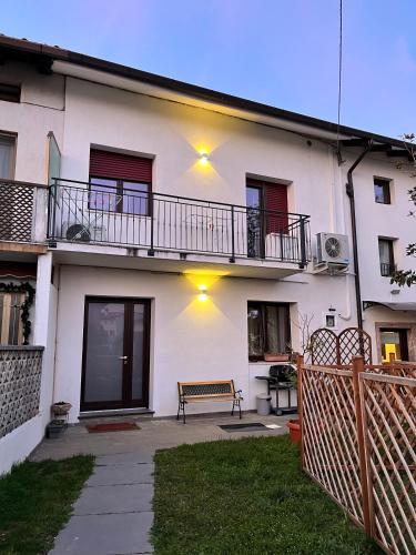  Casetta con giardino in borgo storico, Unterkunft in Udine