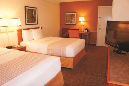 Baymont by Wyndham San Antonio South Park in San Antonio, USA