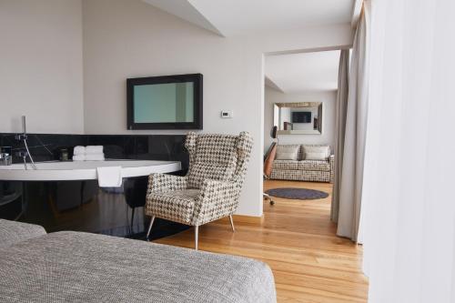 INX Design Hotel - image 12
